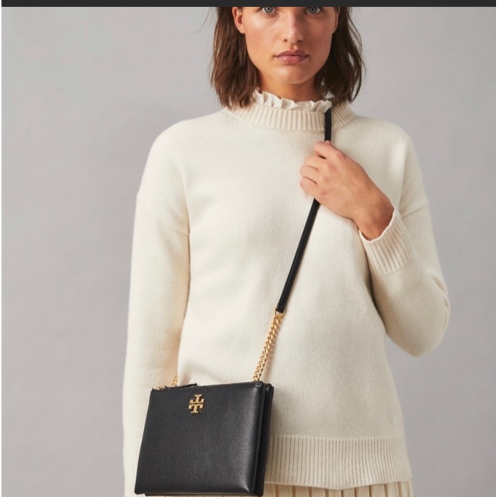 Tory Burch 2 zip crossbody in Black NWT with dust cover